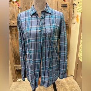 Club Room Teal and Navy Plaid Men's Shirt